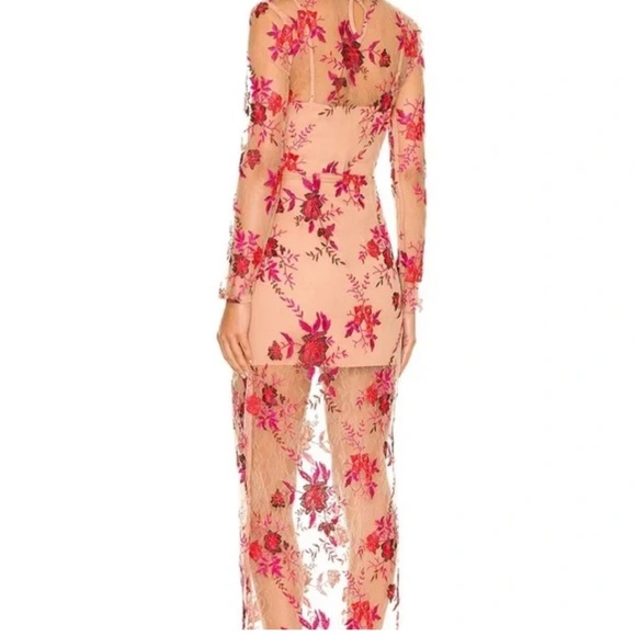 MAJORELLE Willow Maxi Dress in Scarlet Vineyard - Picture 4 of 12
